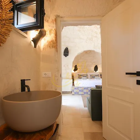 Td Apulianretreat Scenic With Hammam Pool